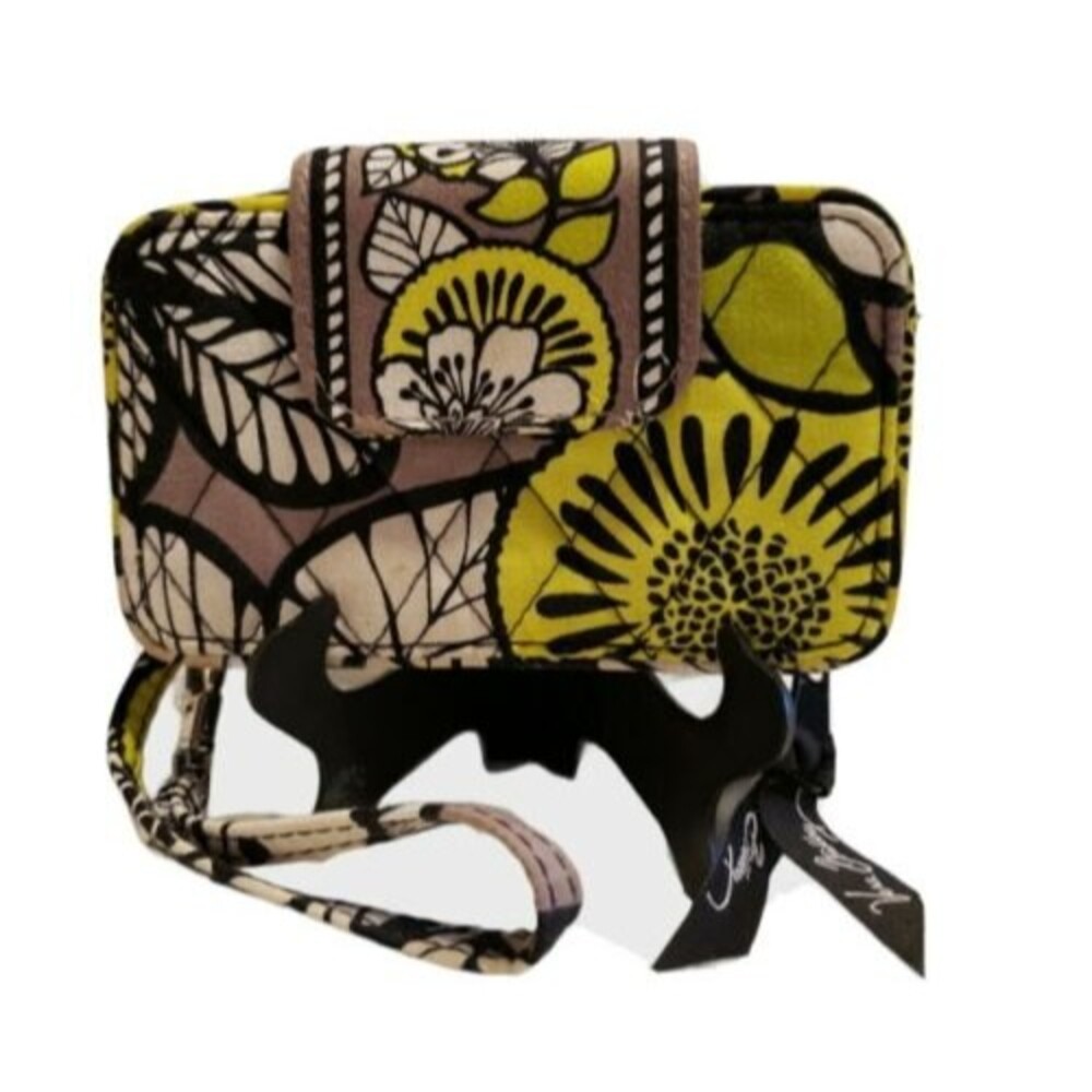 Vera Bradley Citron Wristlet ID Wallet Green White Black Retired Pattern